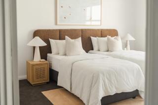Beachfront Pool Games Room Sleeps 12 - 2
