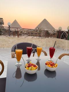 Tura Pyramids View Inn - 8