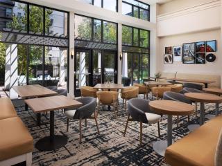 Homewood Suites by Hilton Minneapolis - Saint Louis Park at West End - 1