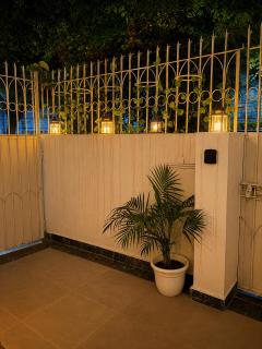 Home in the City - 7