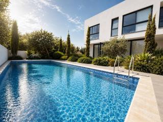 3 Bedroom Villa Jasmine Almaria complex - 8