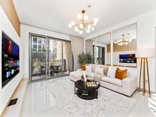 Kensington - 1BR Burj Khalifa View at Dubai Opera - 0