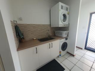 #3 La Riviera - One Bedroom - 3