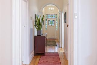 Edwardian Cottage - Renovated 3BR in Norwood - 4