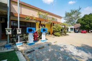 RedDoorz near Exit Toll Kalijati Subang - 4