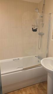 Sittingbourne Lovely Shared Home - 7