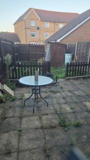 Sittingbourne Lovely Shared Home - 2