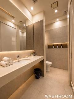 ENTIRE 3BR Villa In DHA Phase 5 - 7