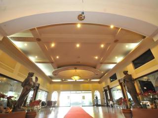 Queen Margarette Hotel - 4