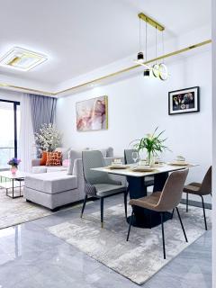 B&M Homes - cosy apartment in the heart of Nairobi, Kilimani - 2 bedroom, 1 bathroom and balcony - 5