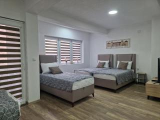 Bac Apartments - 1