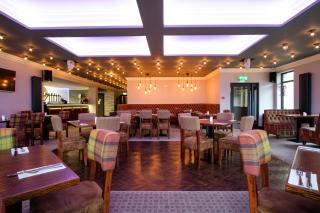 Adamson Hotel - 5