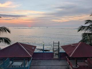 Serenity Oceanside Guest House - 0