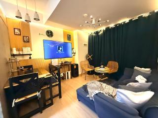 Yuri Staycation trees residences Fairview - 6