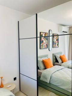 Beautiful & Classy Apartment for 6 Guest & Privet Parking - 7