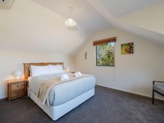 10 Forest View Close - Alpine Views! - 6