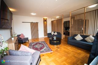Barbat Home-Ferienwohnung im Holstenhofweg-1 - 5