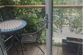 Idyllic Coastal Sanctuary in Medway - 2