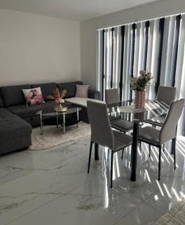 Luxury VIP Parisian Dream - 9