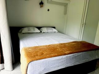 Riverside Charlet - 6