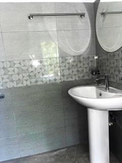 Riverside Charlet - 3