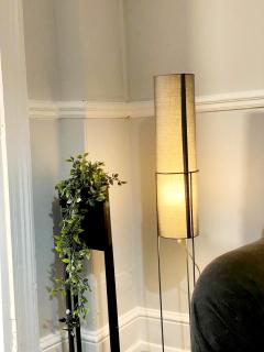 Gravesend A-1 Bedroom Spacious Apartment - 2 Min Walk to Station - 4