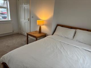 Seaview Cottage & Two Yurts - 0