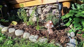 Duckvilla Handcrafted Tiny Home and Sauna - 7