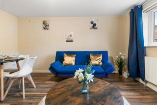 2 bed flat in Gravesend close to M25 & Ebbsfleet station - 9
