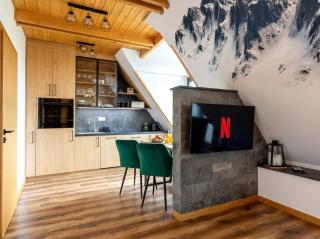 Księżycowe Apartamenty SPA by Golden Villas - Zakopane - 9