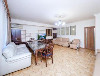 X15 Great apartment in the very center - Erevan - 9