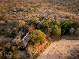 Shimungwe Lodge, Thornybush Game Reserve - 0