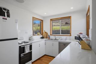 The Five Sheep House - Valley Views & BBQ - 1