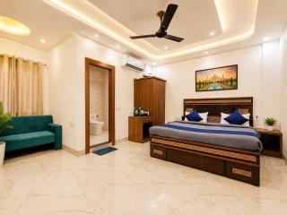 Agra Bliss A Luxury Home Stay - 1
