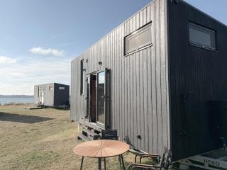 Tiny Seaside Beachfront - Skarrev - 9
