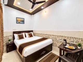 SHREE AYODHYA DHAM HOTEL The Jovira Heights MBP - Near Shree RAM JANMBHUMI- Shree Hanuman Garhi Temple - Railway Station - BEST FAMILY HOTEL IN AYODHYA - 7