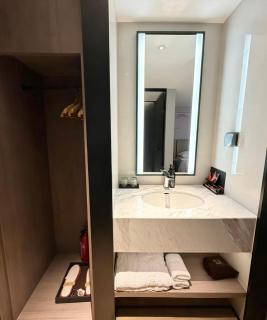 Baiman Hotel -Guangzhou Olympic Sports Center Chebei Metro Station Branch - 9