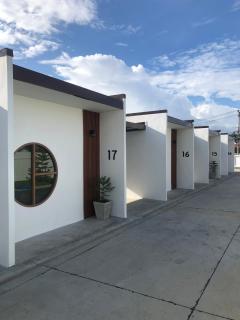 Feel at home resort นครปฐม - 5