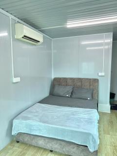 Bukit Kapar Modular Container Retreat - 7