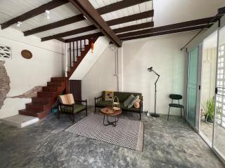 Chan Maison Cozy Home in a Quiet Bangkok Neighborhood - 0