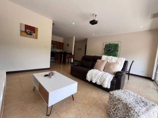 3BR Condo with pool near Los Sueos, Herradura - 7