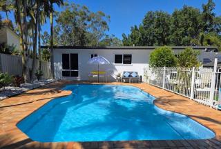 Private Pool Home 5 Min Drive to Mooloolaba Beach - 9