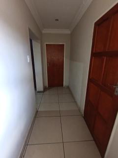 Red Corner Guest House - 3