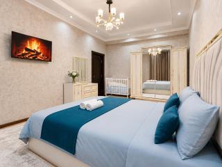 Apartment 3BR Central City Near Railway Station & Gastro Street by Royal Rentals - 0