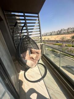 Easy access 2-BR apartment in B15 in Madinaty - 9