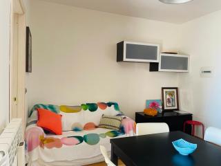 A Casa di Amici - intero appartamento - Free parking - wi-fi - 8