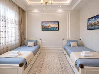 42 Boulevard - 2BR - Balcony & Fountain View by Royal Rentals - Tashkent - 8