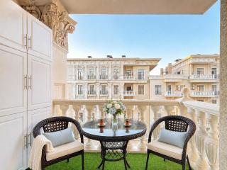 42 Boulevard - 2BR - Balcony & Fountain View by Royal Rentals - Tashkent - 7