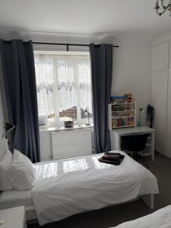 2 Bedroom Apartment Ground Floor Eastbourne Town Centre - 7