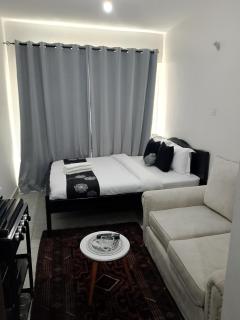 Home Away - 6